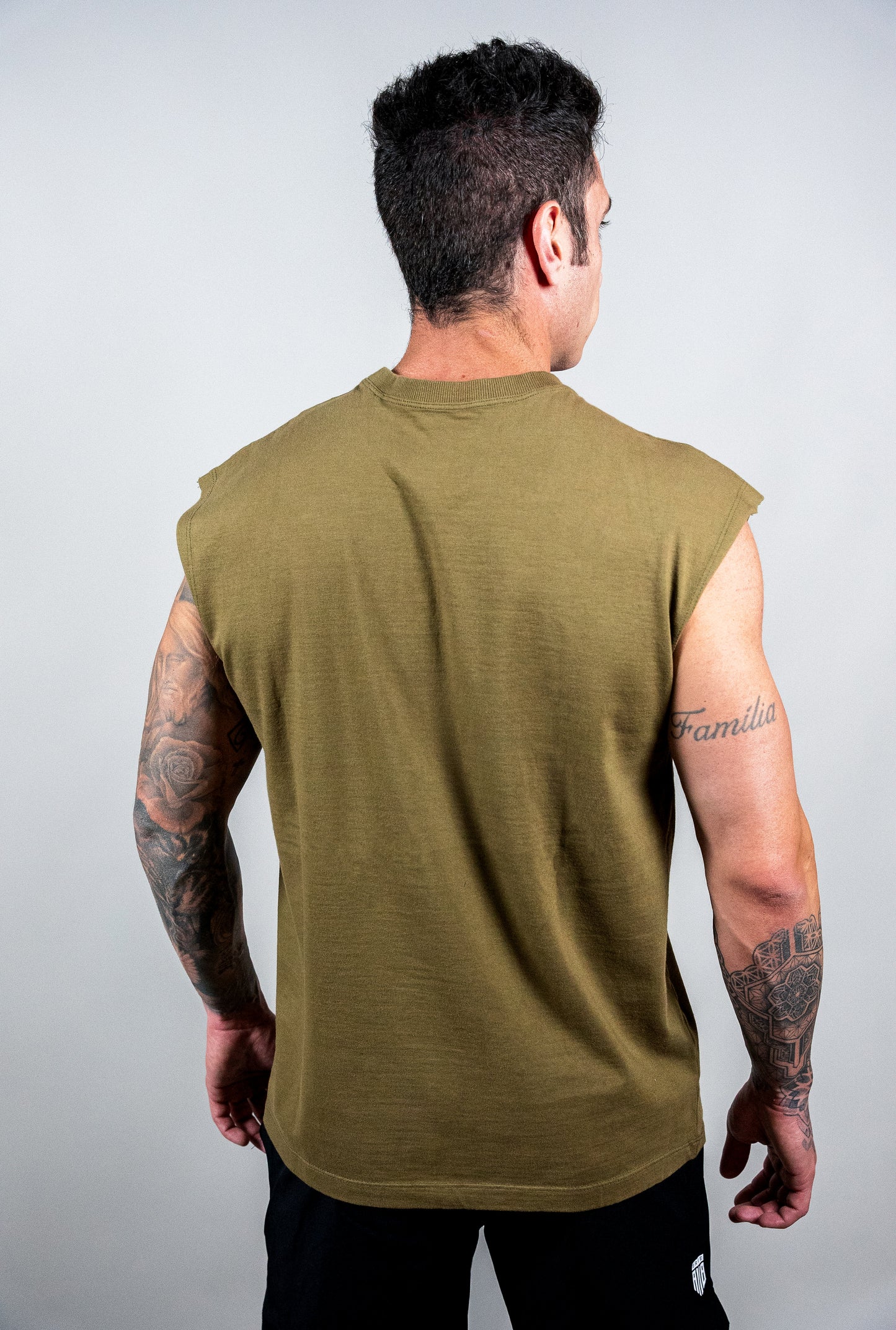 Regata Masculina Oversized Verde Militar