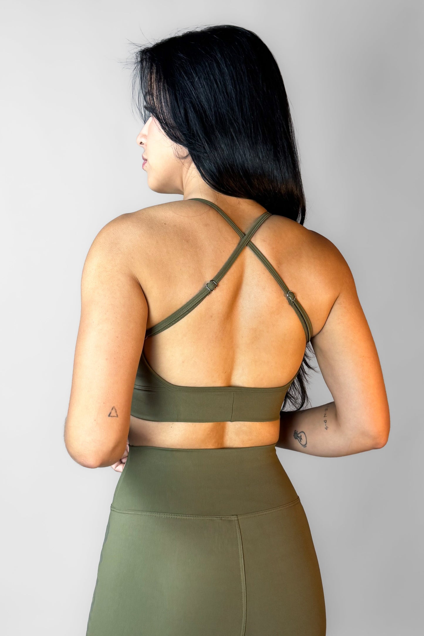 Top Feminino Alltraining Act Verde Oliva