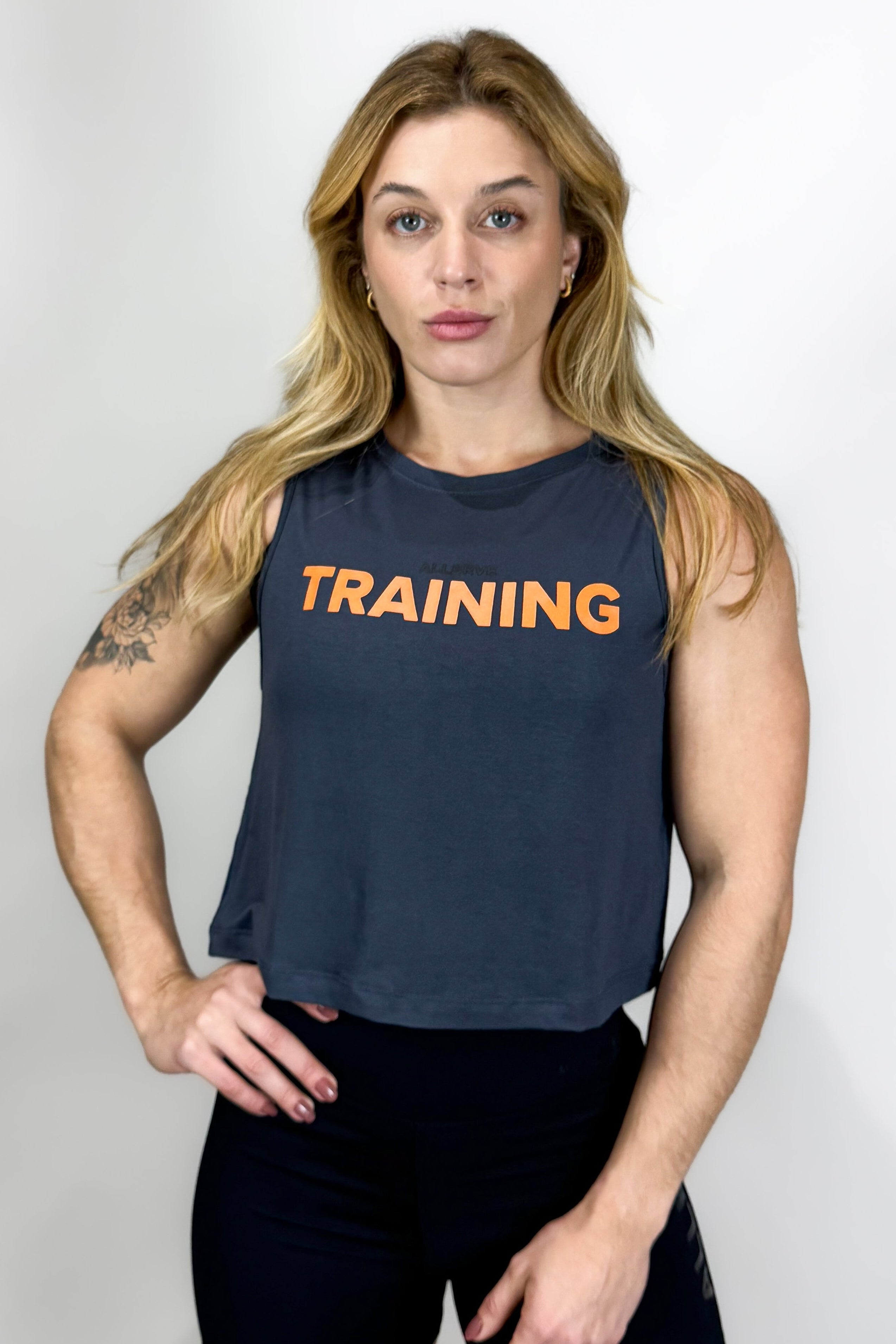 Regata Cropped Training Cinza Urban Laranja